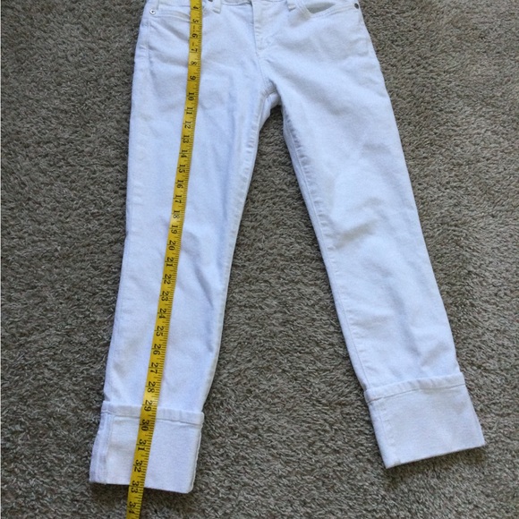 🔥🔥HOST PIC🔥🔥 Joe’s White Jeans - Picture 8 of 16